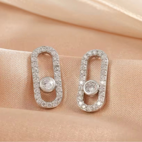 14K White Gold Geometrical Paris Inspired Link Paperclip Diamond Inlay Earrings - Picture 4 of 5